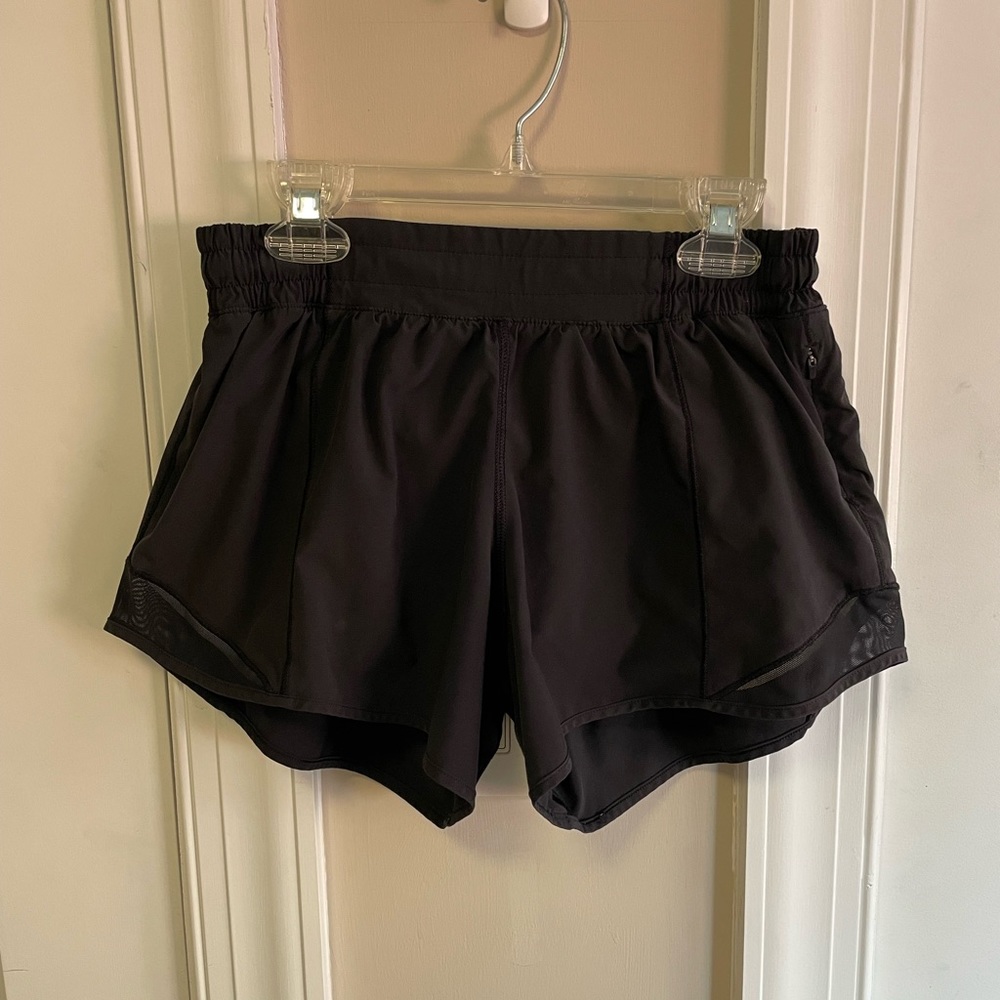 lululemon Hotty Hot 4” shorts